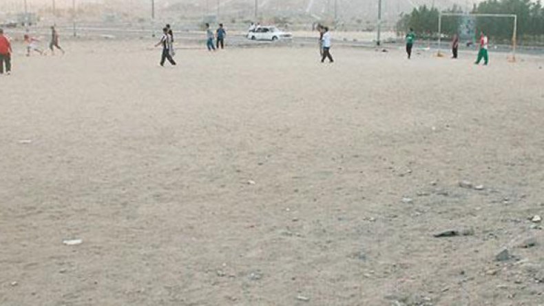 لا مباريات على الأراضي الترابية بالجزائر