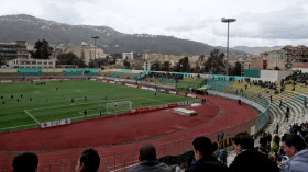 الرابطة المحترفة تساند قرارات “الفاف” وتؤكد غلق ملعب أول نوفمبر