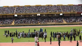 ملعب 26 مارس أشبه بـ” غوانتانامو”