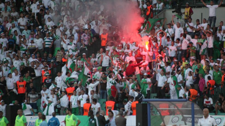 أغاني “داعش” و”إيبولا” تغزو الملاعب الجزائرية