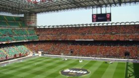 ملعب “سان سيرو” سيكتسي بساطا اصطناعيا!