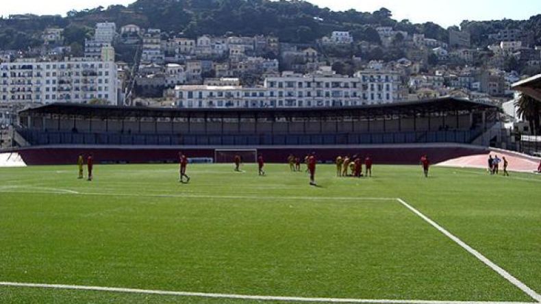 الملاعب المعشوشبة اصطناعيا “تُسبّب السرطان”