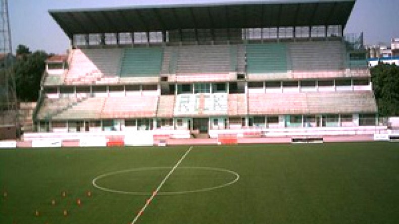 القليعة‮ ‬ترفض‮ ‬استقبال‮ ‬العميد‮ ‬والمسؤولون‮ ‬في‮ ‬ورطة