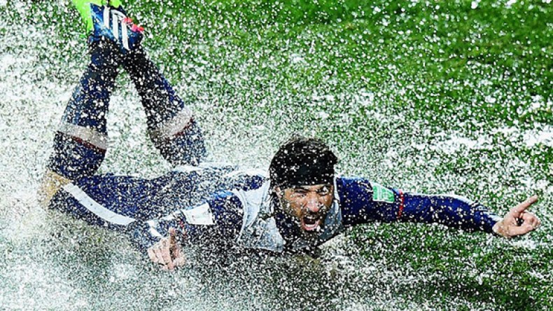 ملعب الرباط فضحكم ولهذا طلبتم تأجيل “كان” 2015