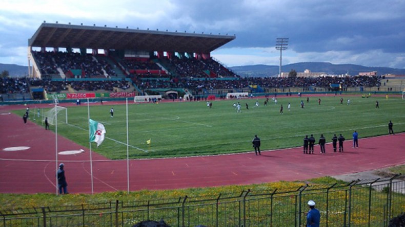 الرابطة تقرر غلق ملعب سعيدة وقرباج مستاء بسبب تشاكر