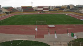 ملعب البليدة يغلق لمدة 6 أشهر بعد مباراة العميد.. والوزارة تصر على عدم توقيف الأشغال