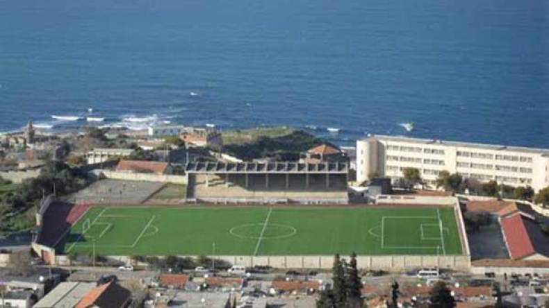 الرابطة المحترفة تستنجد بملعبي الدار البيضاء وبومرداس