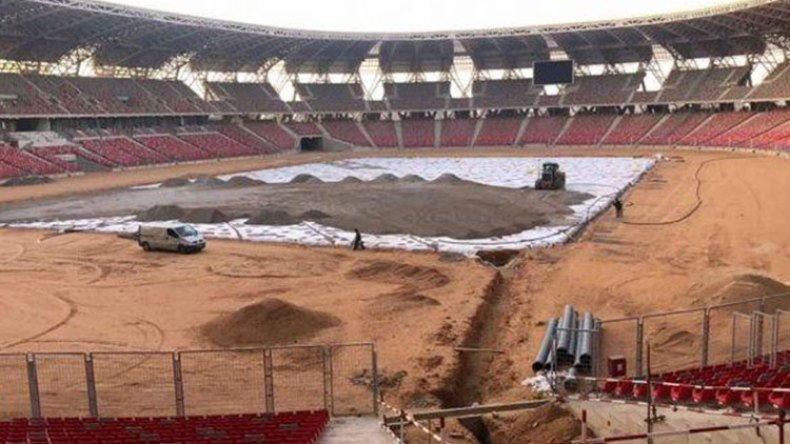 ملعب فريحة بوهران لن يكون جاهزا في مارس