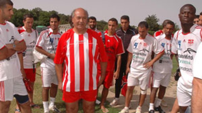 عنابة تصنع مهزلة حقيقية  في تونس