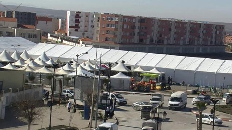 جزائريون يشترون سلعة “طايوان” بشعار كل شيء بـ50 دج