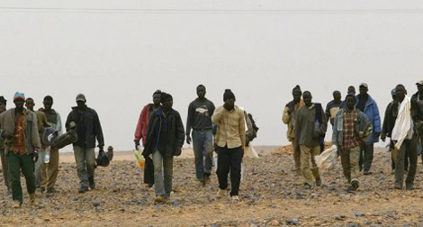 Le Maroc expulse des dizaines de « harragas » africains vers les frontières algériennes