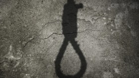 الفتاة التي حاولت الانتحار تأثرت بقرار طردها من الثانوية