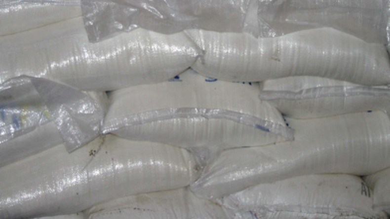 سكر يستورد من اسرائيل ليهرب عبر المغرب ويباع في الجزائر