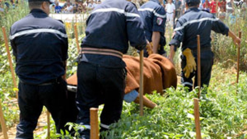 شيخ في الستين يشنق نفسه ويثير الرعب بالعاصمة