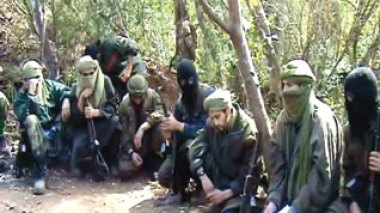 Al-Qaeda recruits 70 foreign suicide bombers in Algeria