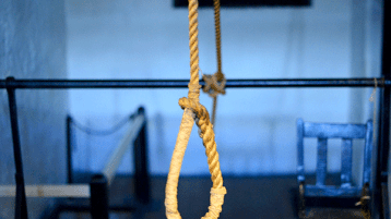 حقوقيون في خدمة المجرمين!