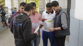 صلاة وماء زمزم ورقية الأقلام للنجاح في‮ ‬البكالوريا