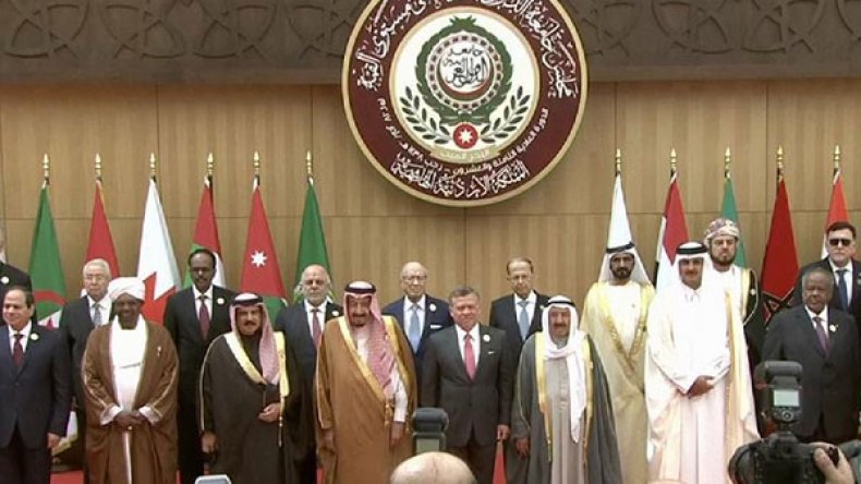 قمة “السقوط” في البحر الميت!