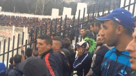 سبع ساعات على مقاعد الإسمنت.. صبر وبرد من أجل “الخضورة”