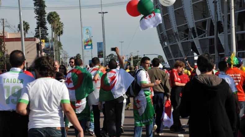 الأنصار: واحد.. زوج… ثلاثة.. والرابع ماشي بالعاني