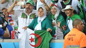 الأنصار تفاجأوا بمنعهم من دخول غرفهم بعد عدم تسديد نفقات الفندق