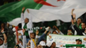 أغاني الملاعب تمجِّد الخمور والمخدرات والسجون