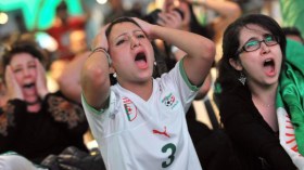 خيبة وسط الجماهير الجزائرية بعد الإقصاء