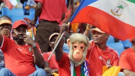 الجزائر مسحت ديون غينيا الاستوائية في 2013