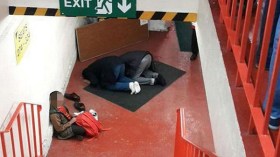 ليفربول يحقق في إهانة لحقت بمشجعين له من المسلمين