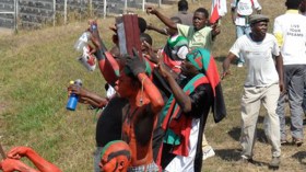 شرّفتم إفريقيا في البرازيل ولكننا نعدكم بـ”الجحيم”