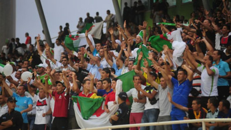 25 ألف تذكرة لمباراة ليبيا والجزائر