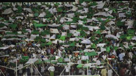 إجتماع بين وزارتي النقل والشباب والرياضة لتنظيم تنقل الأنصار إلى واغادوغو