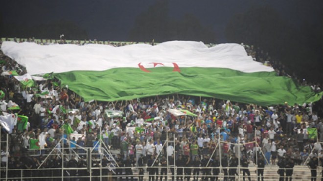 حملة تحسيسية وسط الأنصار لتفادي العنف خلال مباراة الجزائر-ليبيا