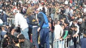 السماسرة يشعلون حرب التذاكر