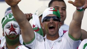 الإعلام‭ ‬في‭ ‬جنوب‭ ‬إفريقيا‭ ‬يشيد‭ ‬بأنصار‭ ‬الخضر‭ ‬