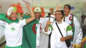 500‮ ‬مناصر‮ ‬طاروا‮ ‬‮ ‬باتجاه‮ ‬جنوب‮ ‬إفريقيا‮ ‬لمؤازرة‮ ‬الخضر‮ ‬