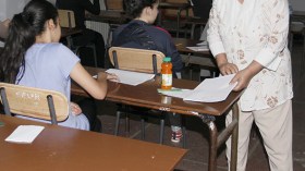 أسئلة البكالوريا على الفايسبوك في الدقائق الأولى من بداية الامتحان