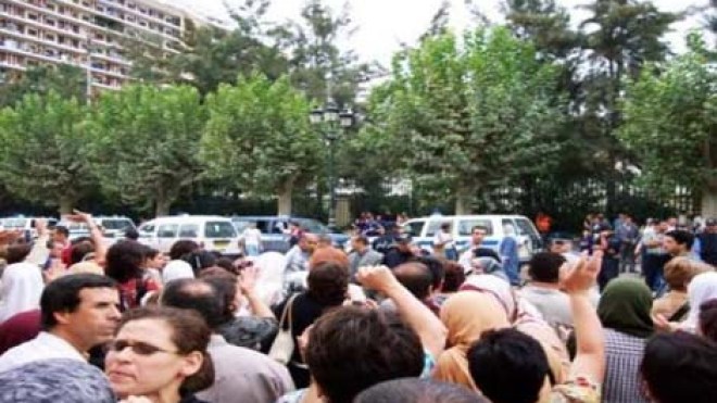 المساعدون التربويون يهددون بشل المؤسسات التربوية في الدخول المقبل