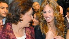 ‮”‬السيدة‭ ‬الأولى‮”‬‭ ‬تختطف‭ ‬السلطة‭ ‬وتحوّل‭ ‬الرئيس‭ ‬إلى‭ ‬‮”‬زوج‭ ‬السّت‮”‬