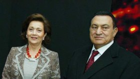 حسني مبارك يكشف أسرار حياته في مذكراته