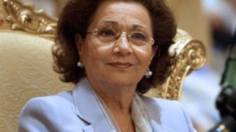 التحقيق مع سوزان مبارك في استيلائها على تبرعات مشروع القراءة للجميع