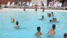 عدم فتح مسبح “باحة محمد” بباب الزوار يثير الإستياء