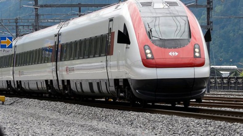 شرطة سويسرا: لا أدلة على أن هجوم القطار عمل إرهابي