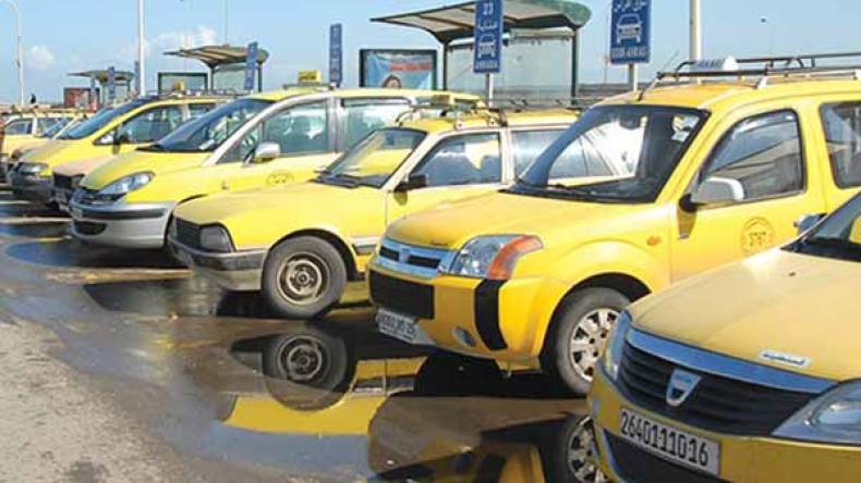 نشطاء على مواقع التواصل يدعون لمقاطعة سيارات الأجرة بالأغواط