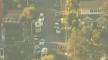 Sydney: la police libère la jeune fille à la bombe