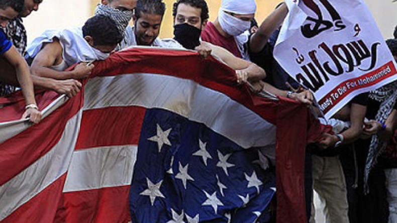 من يقف وراء فيلم “براءة المسلمين” وما هي أهداف نشر الفيلم؟