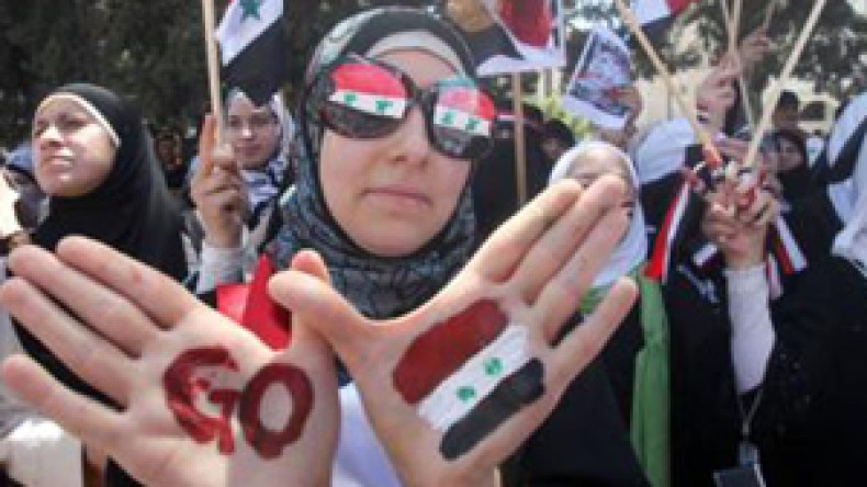 “جمعة حماة الديار” بسوريا ودعوة للجيش بالوقوف معها