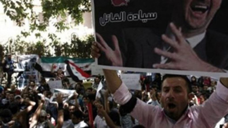 نظام‭ ‬الأسد‭ ‬اختار‭ ‬الحل‭ ‬الأمني‭ ‬والبلاد‭ ‬تتجه‭ ‬إلى‭ ‬المجهول