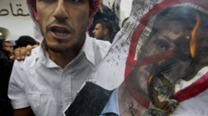 رصاص‭ ‬حي‭ ‬لإخماد‭ ‬ثورة‭ ‬السوريين‭ ‬في‭ ‬‮”‬الجمعة‭ ‬العظيمة‮”‬