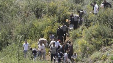 Syrian community in Algeria demonstrates against Assadâ€™s regime